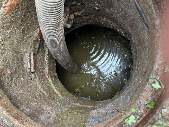 石台化粪池清理的周期与注意事项